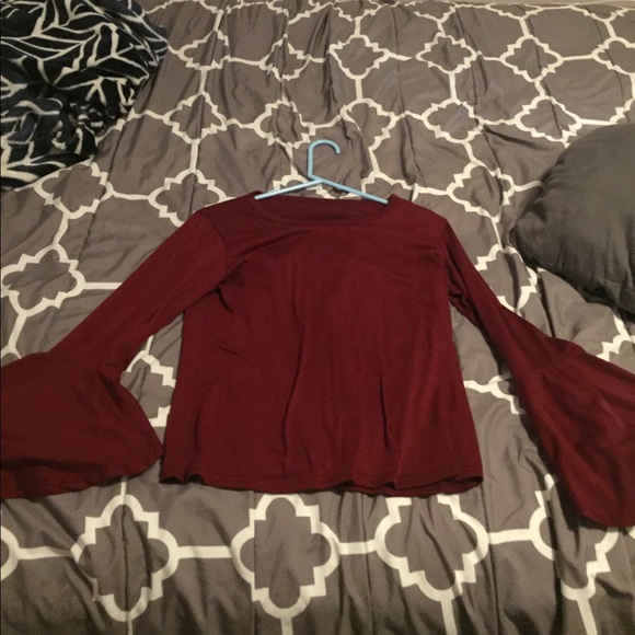 Bell sleeve  top - Picture 1 of 1